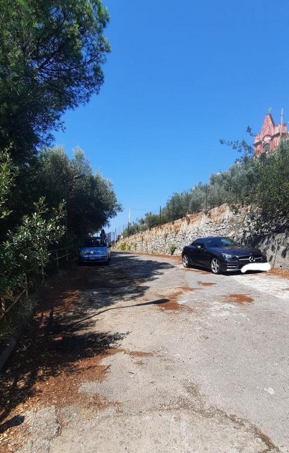 Bella Vista House-Sorrento Coast - Free Parking-Solarium Διαμέρισμα Vico Equense Εξωτερικό φωτογραφία