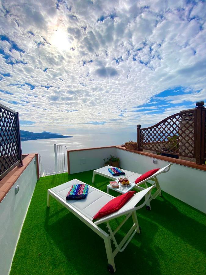 Bella Vista House-Sorrento Coast - Free Parking-Solarium Διαμέρισμα Vico Equense Εξωτερικό φωτογραφία